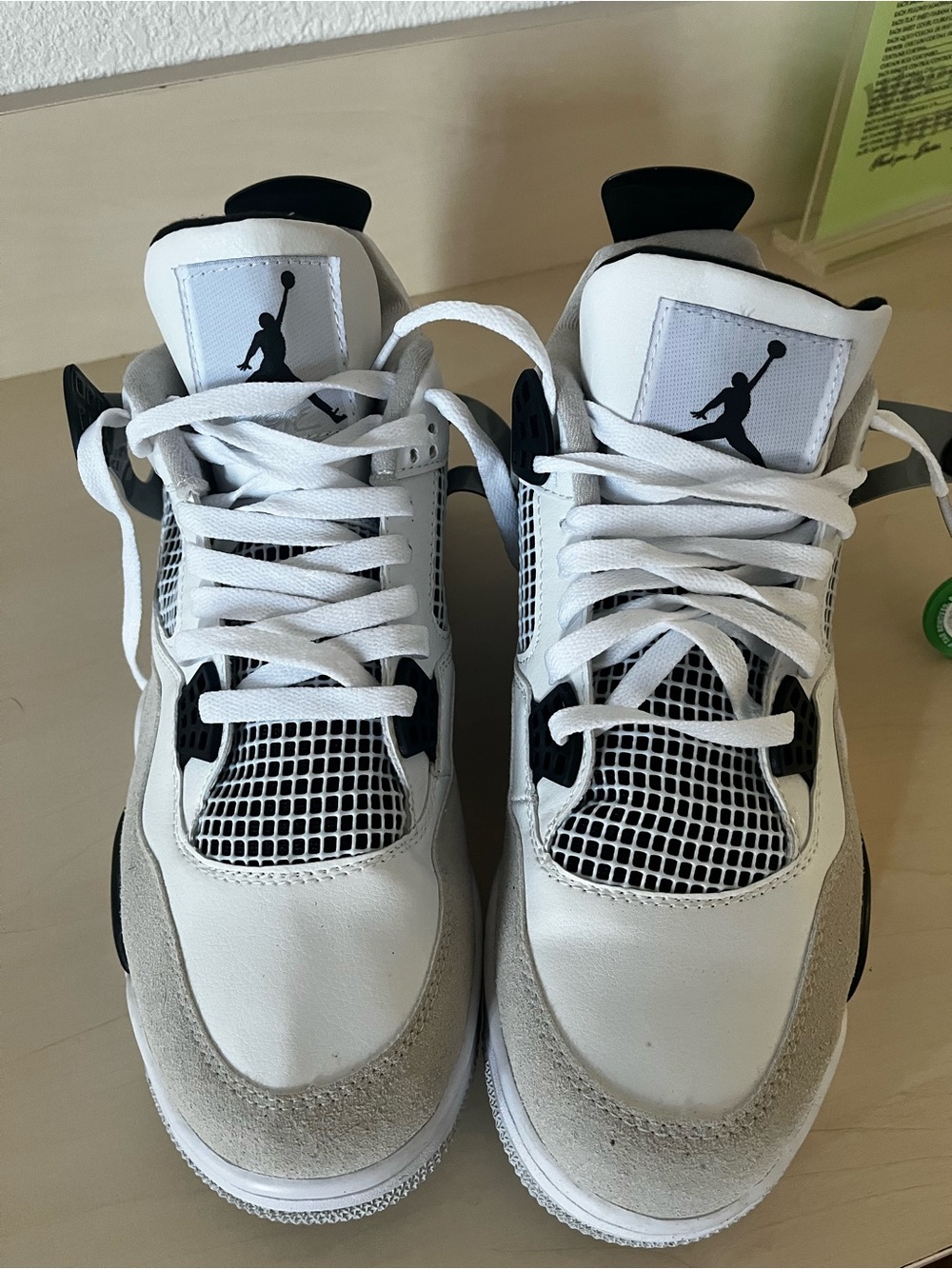 Jordan mens White and Black Retro-Style Sneakers